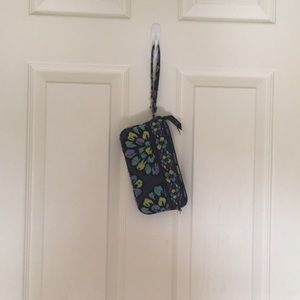 EUC Blue Vera Bradley wristlet